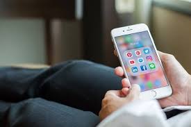 How Social Media Is Changing the Way We Consume News