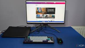 Fixing external display problems with Windows 11 workstations.​