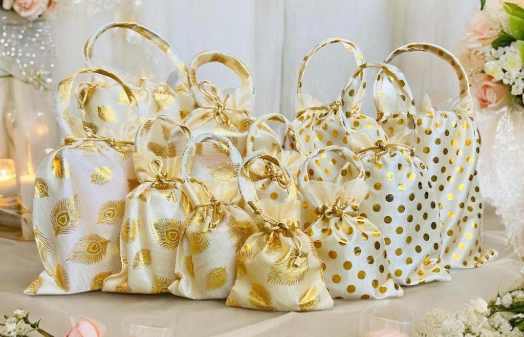 Creative Gift Bags for Return Gifts