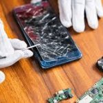 Why Professional Cell Phone Repairs Are Worth the Investment