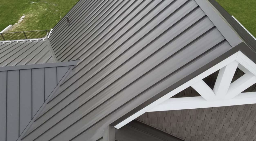 What to Expect When Working with a Professional Siding Contractor