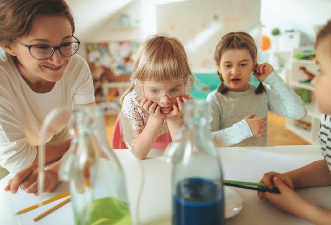 Questions Parents Should Ask Before Following Online Childcare Recommendations